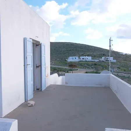 Zozo Nyaraló *