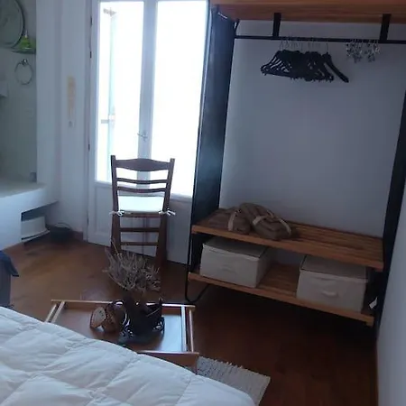 Zozo Karavostasis (Folegandros)